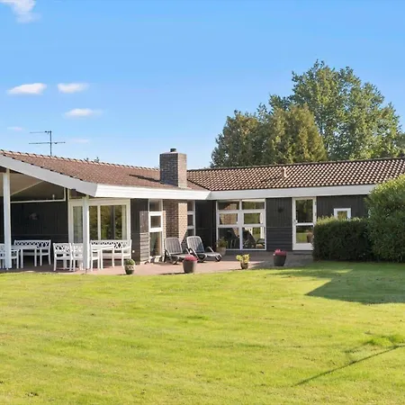 M346-vaeggerlose-skovlystvej-42 Bøtø By